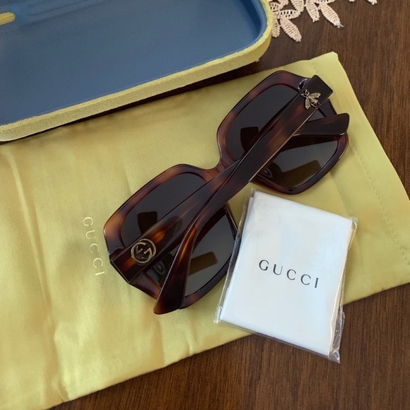 Gucci Accessories - ‼️ New Gucci over size square